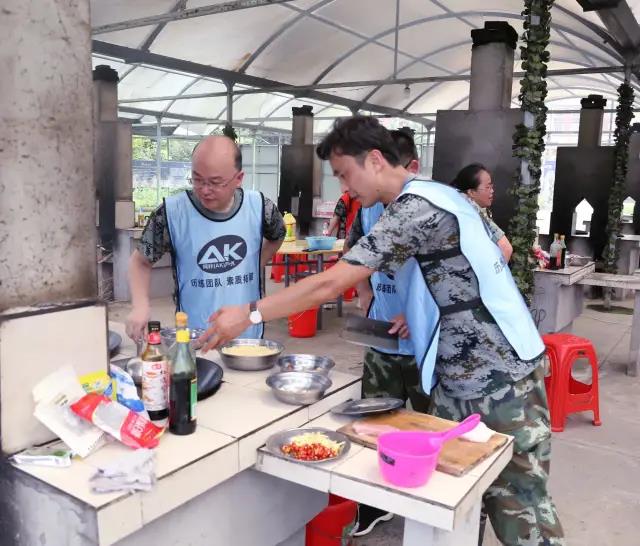 施軍 財務總監 施軍 財務總監