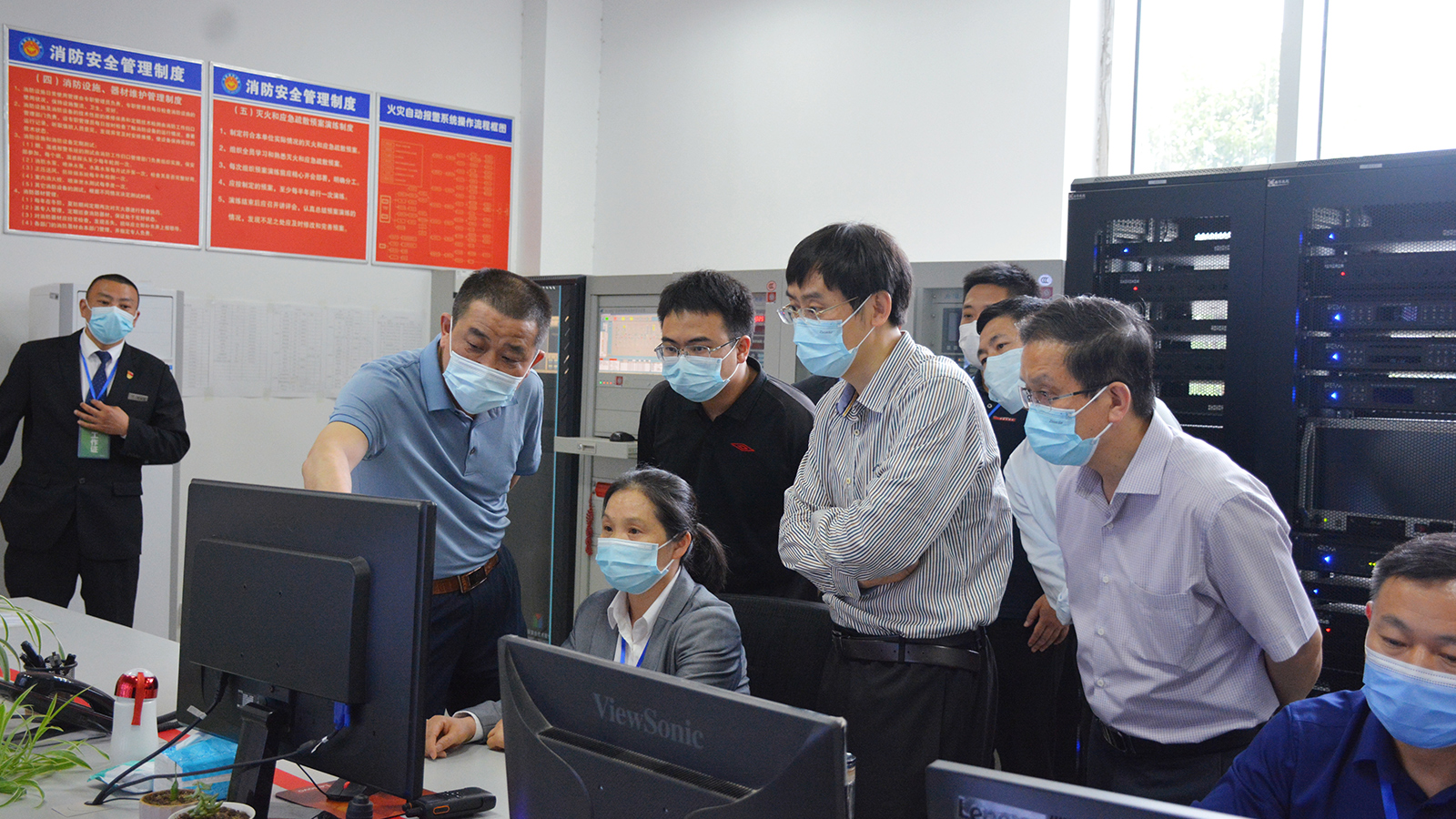 六安市市長潘東旭赴索伊集團考察調研